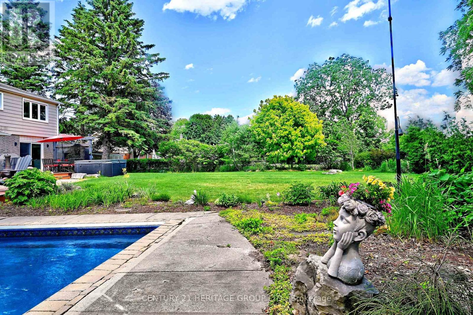 38 GRANT COURT - 34