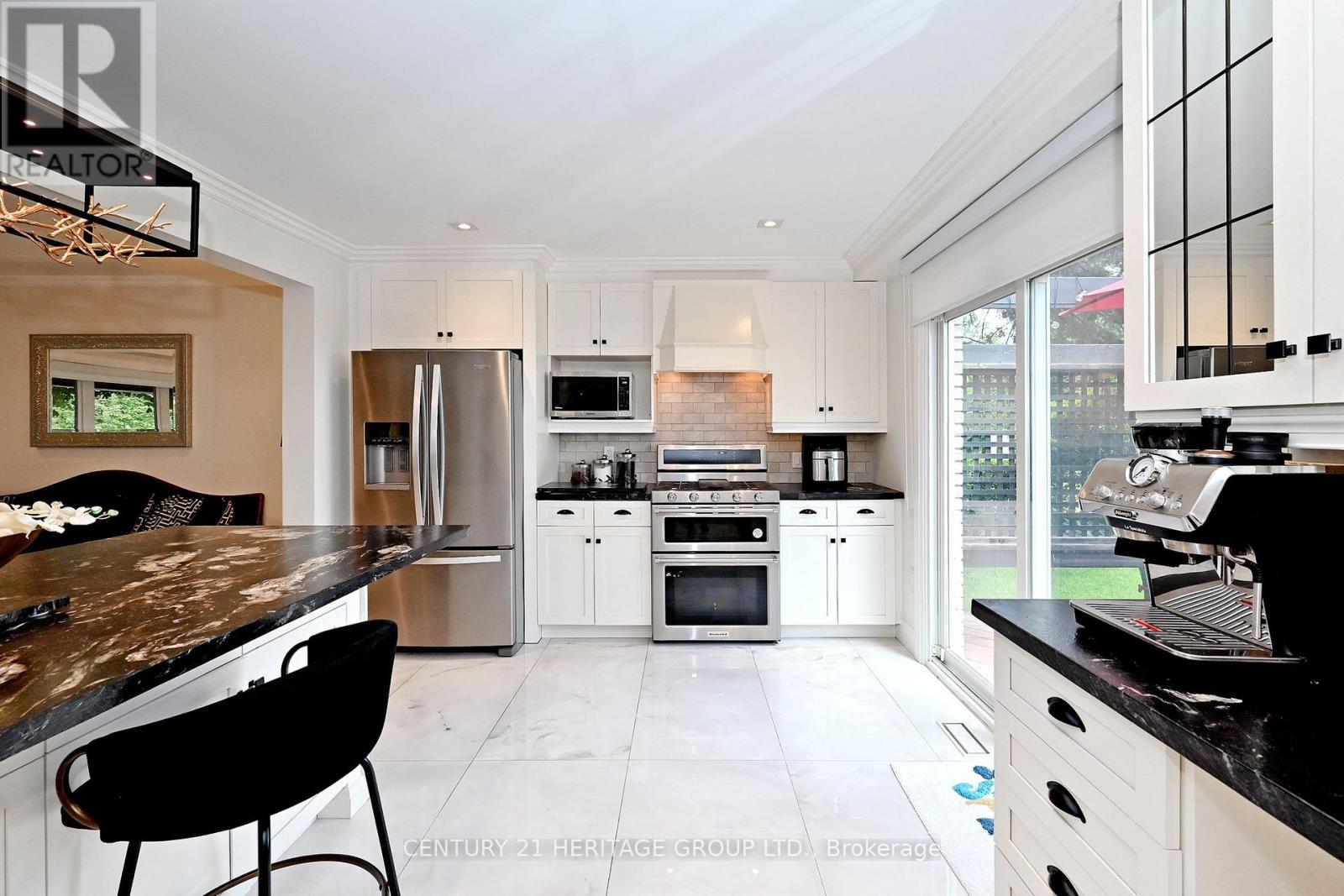 38 GRANT COURT - 10
