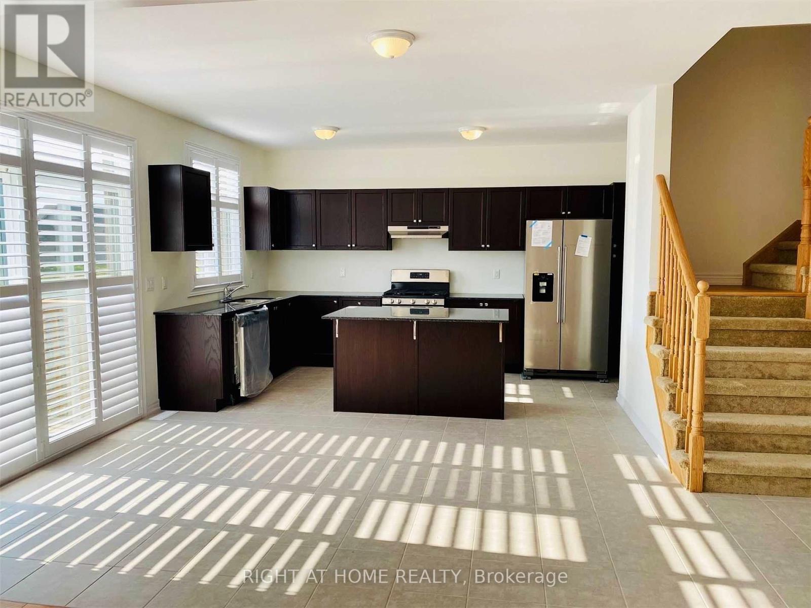 24 SUMMER BREESE DRIVE W - 5