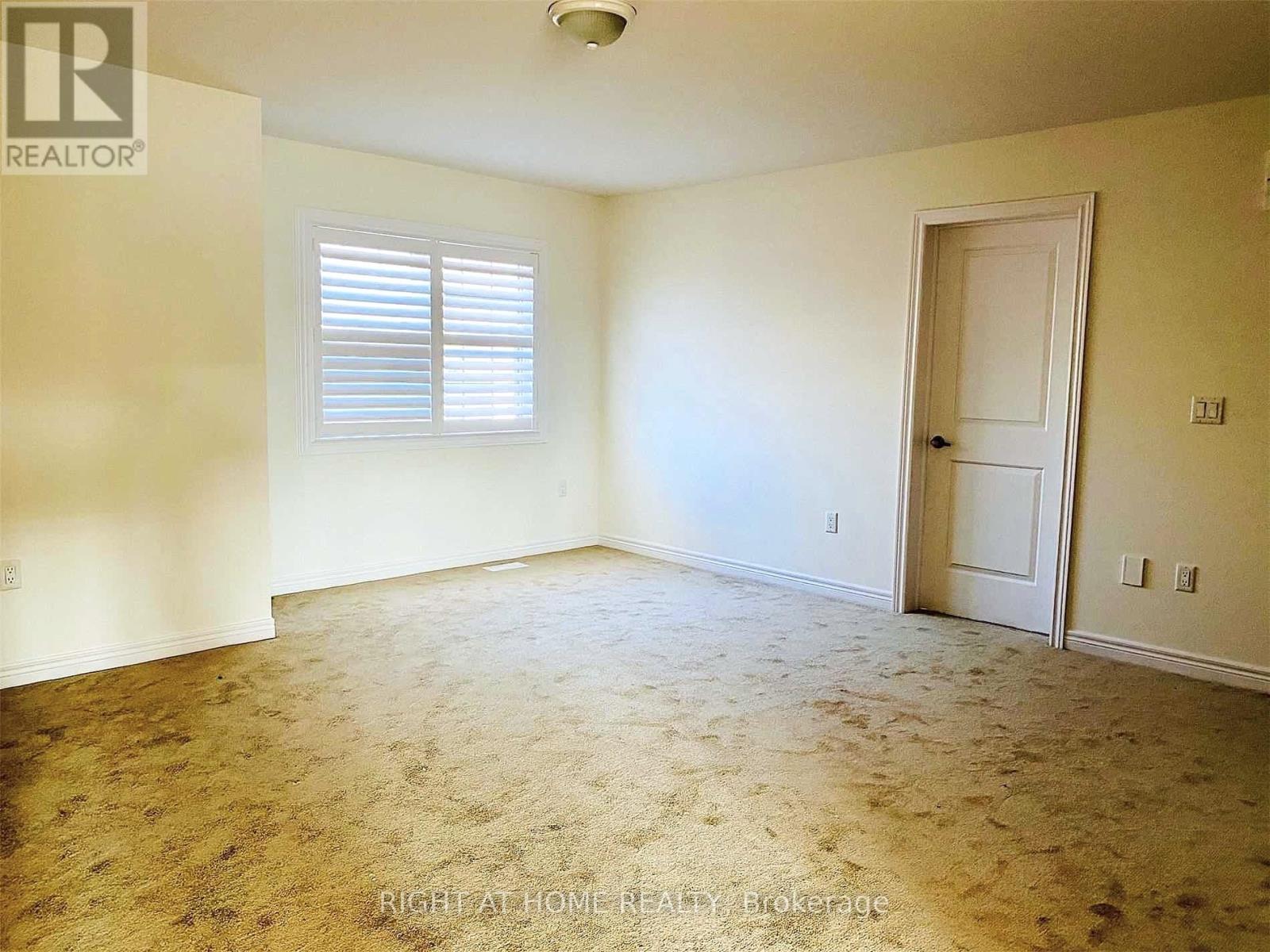 24 SUMMER BREESE DRIVE W - 7