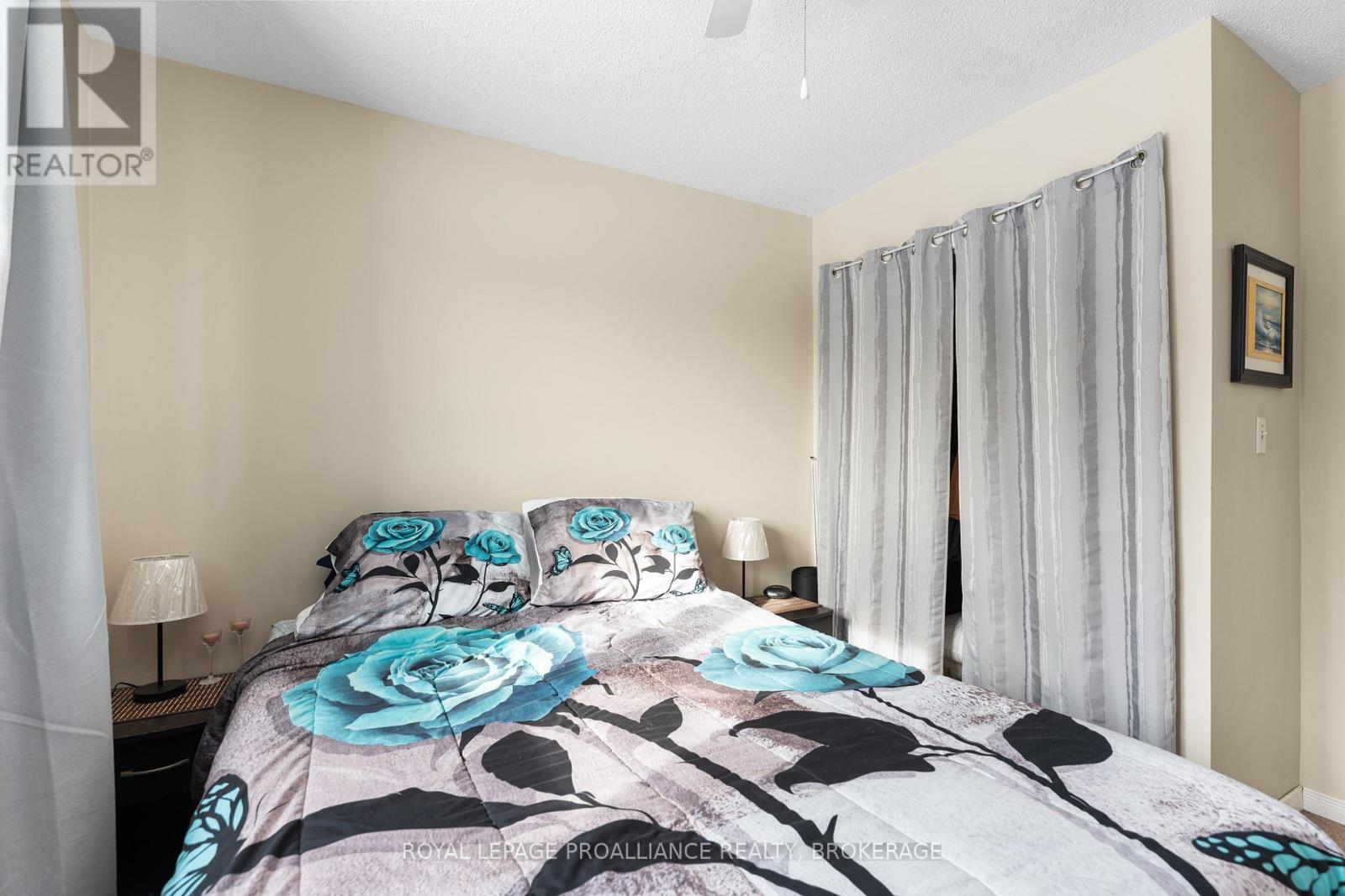 261 SHANE STREET - 16