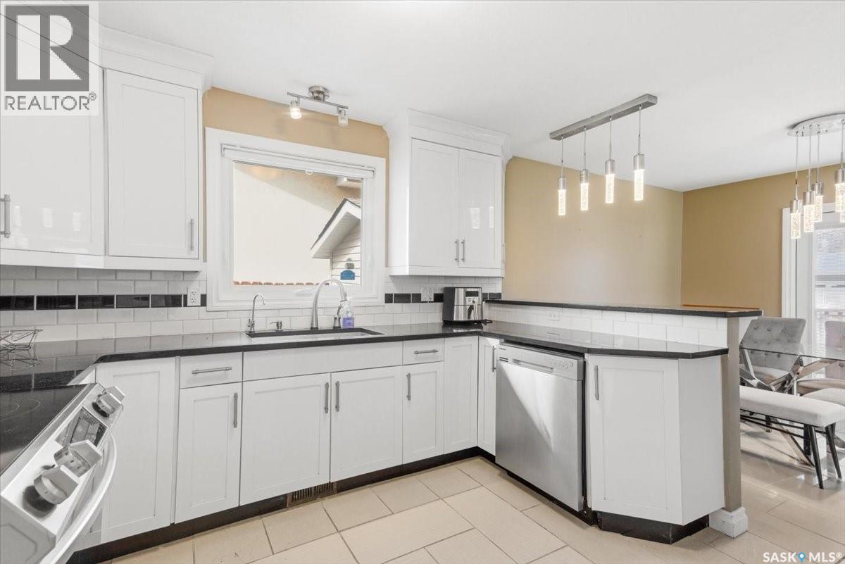 182 Lincoln DRIVE - 14