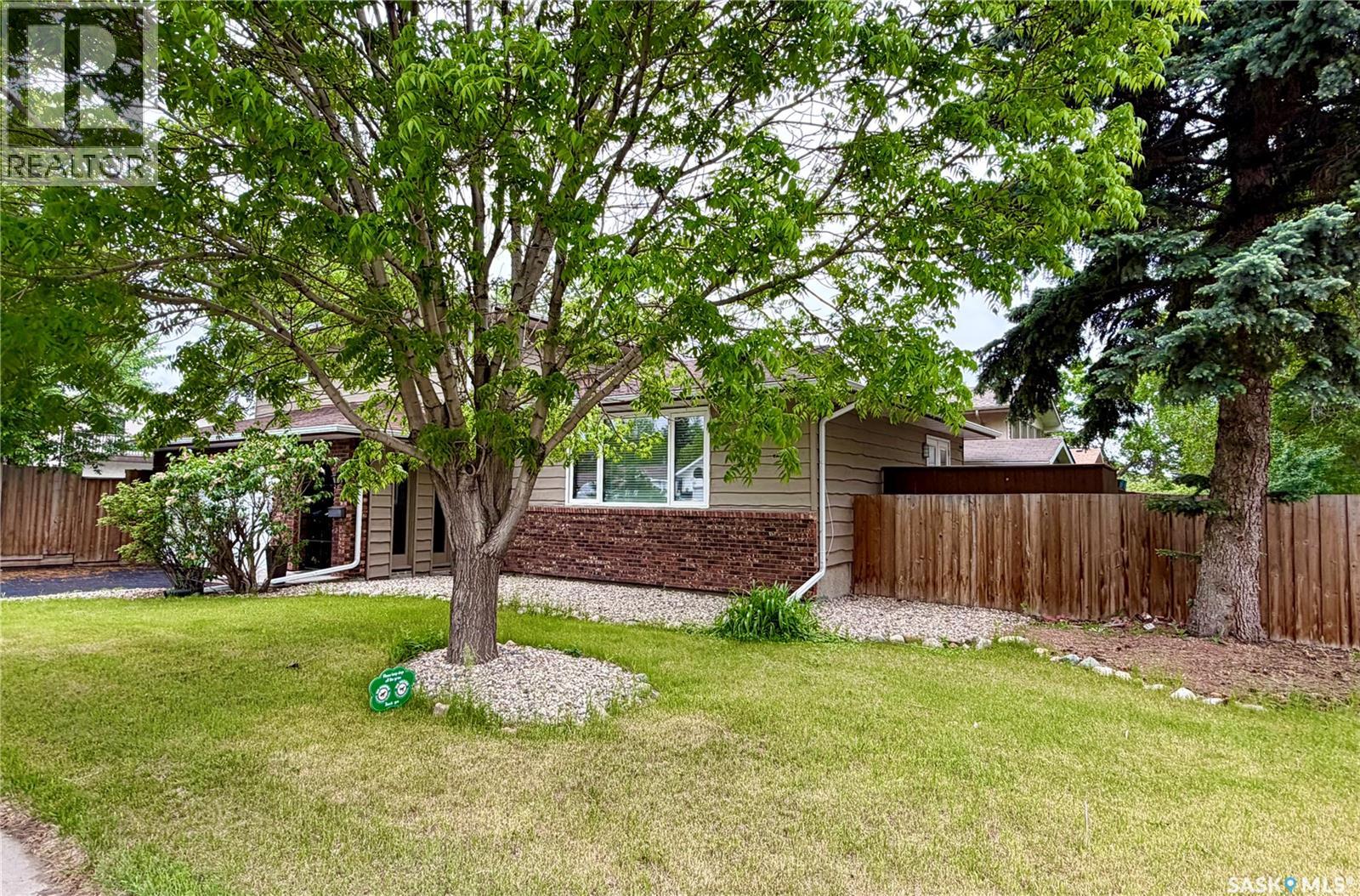 182 Lincoln DRIVE - 34
