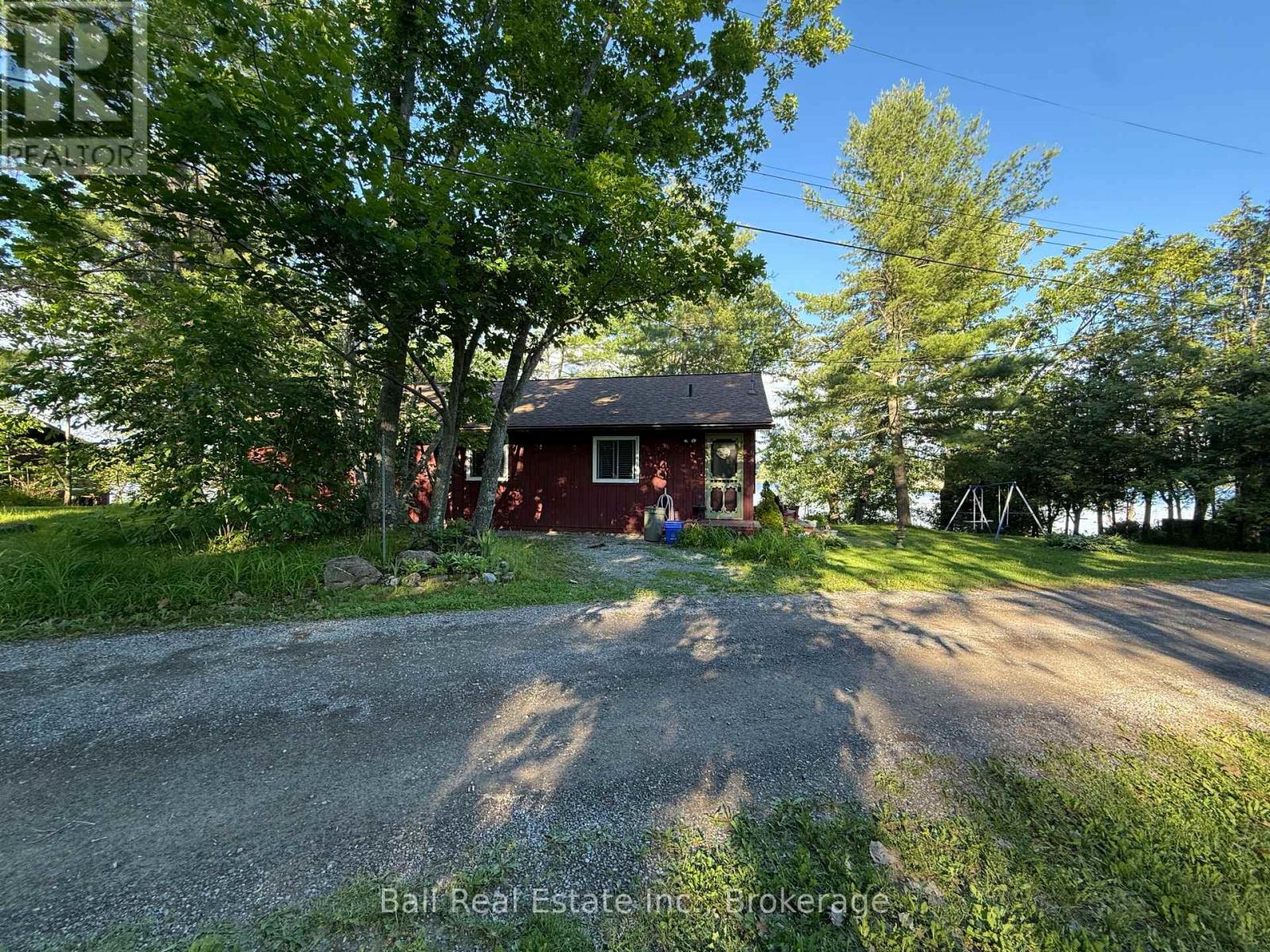 1855 SOUTH BAYSHORE ROAD E - 44
