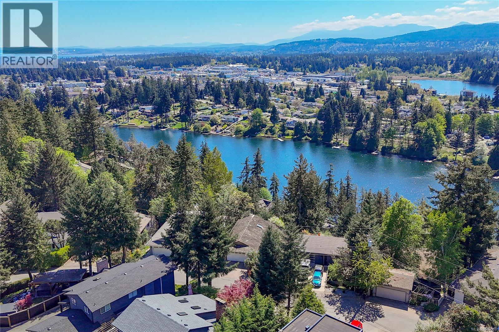 150 Rainbow Cres - 66