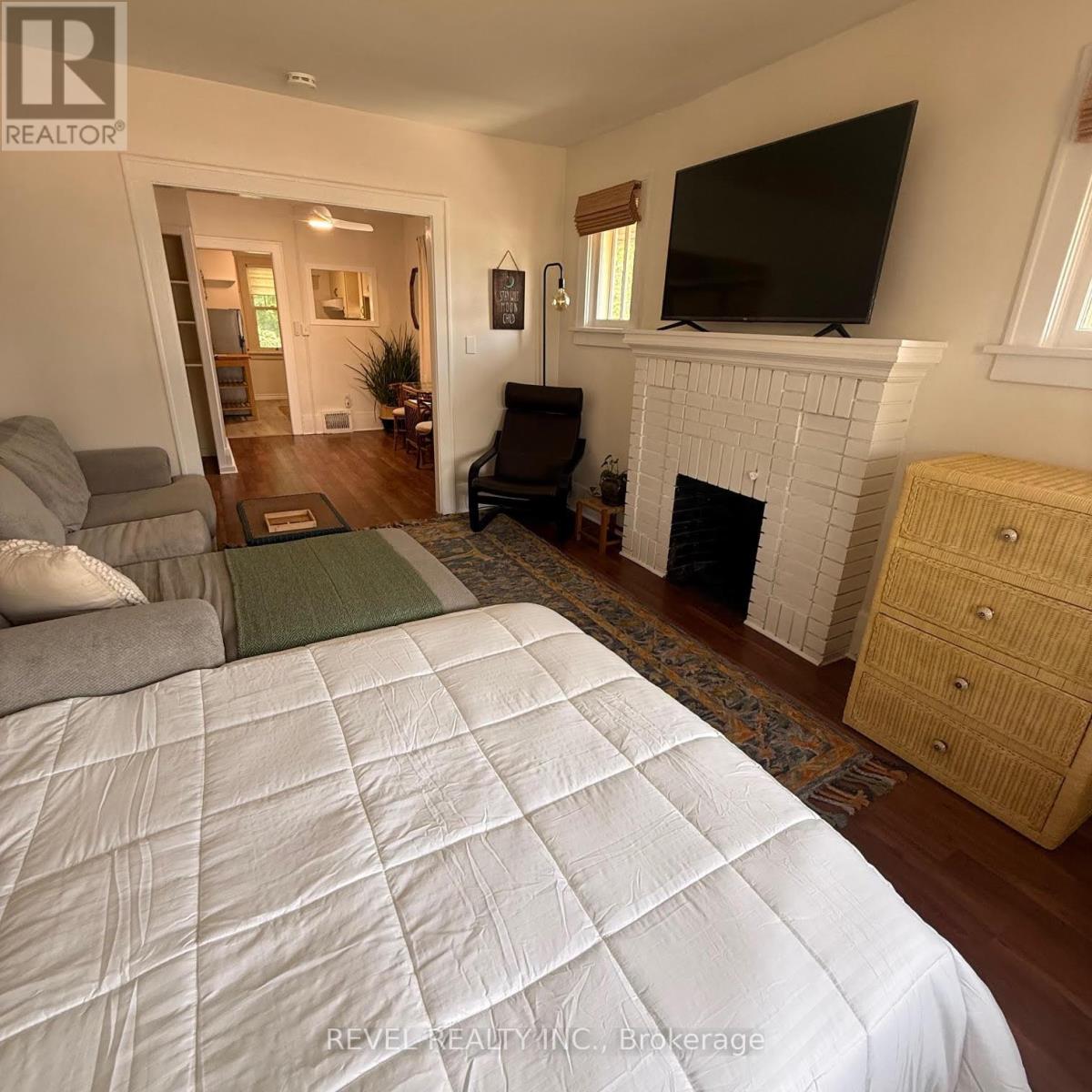 368 WHARNCLIFFE ROAD S - 27
