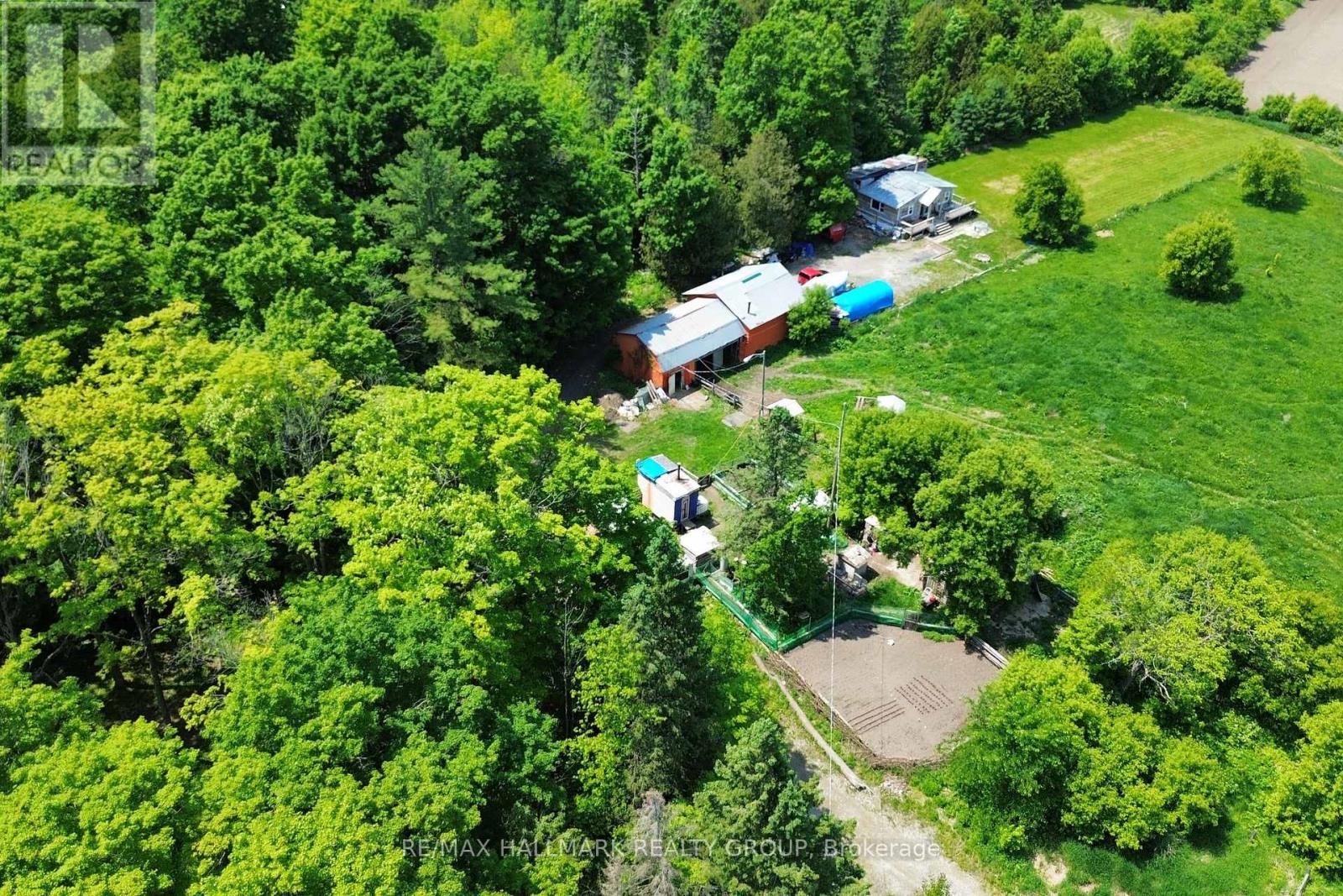 1675 DUNNING ROAD - 18