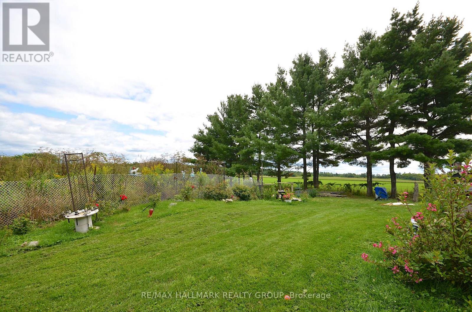 1675 DUNNING ROAD - 40