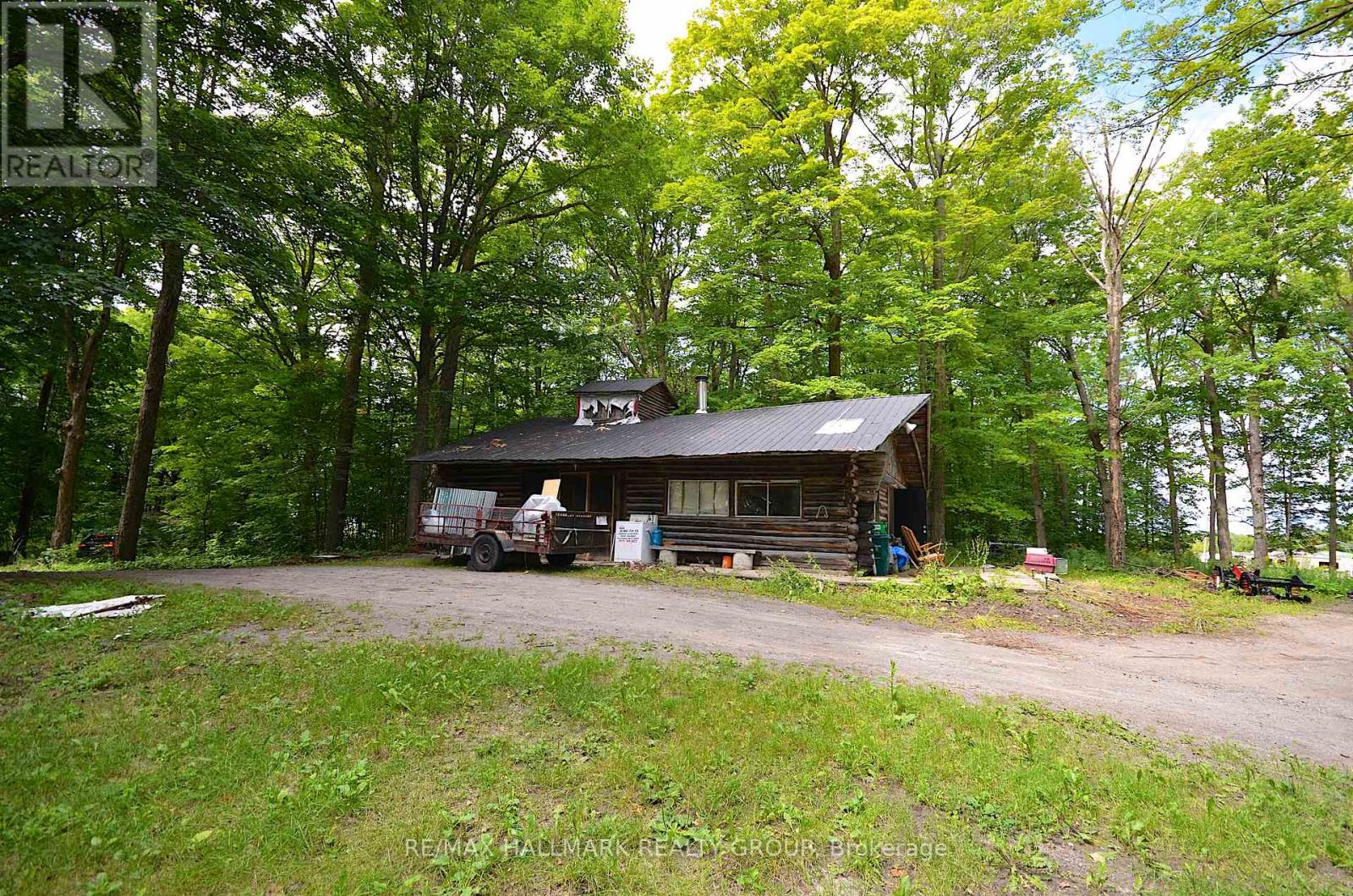 1675 DUNNING ROAD - 43