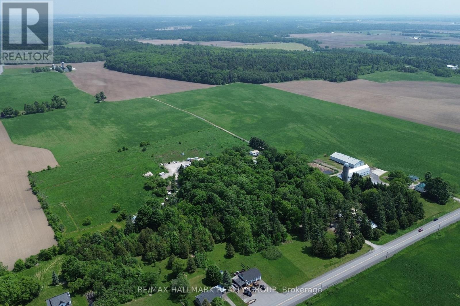 1675 DUNNING ROAD - 5