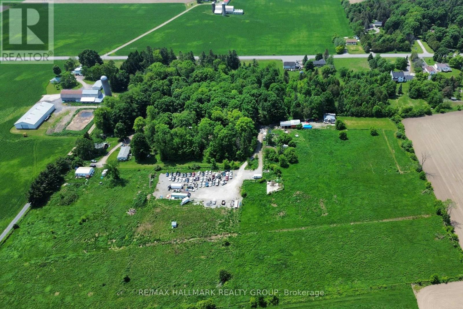 1675 DUNNING ROAD - 8