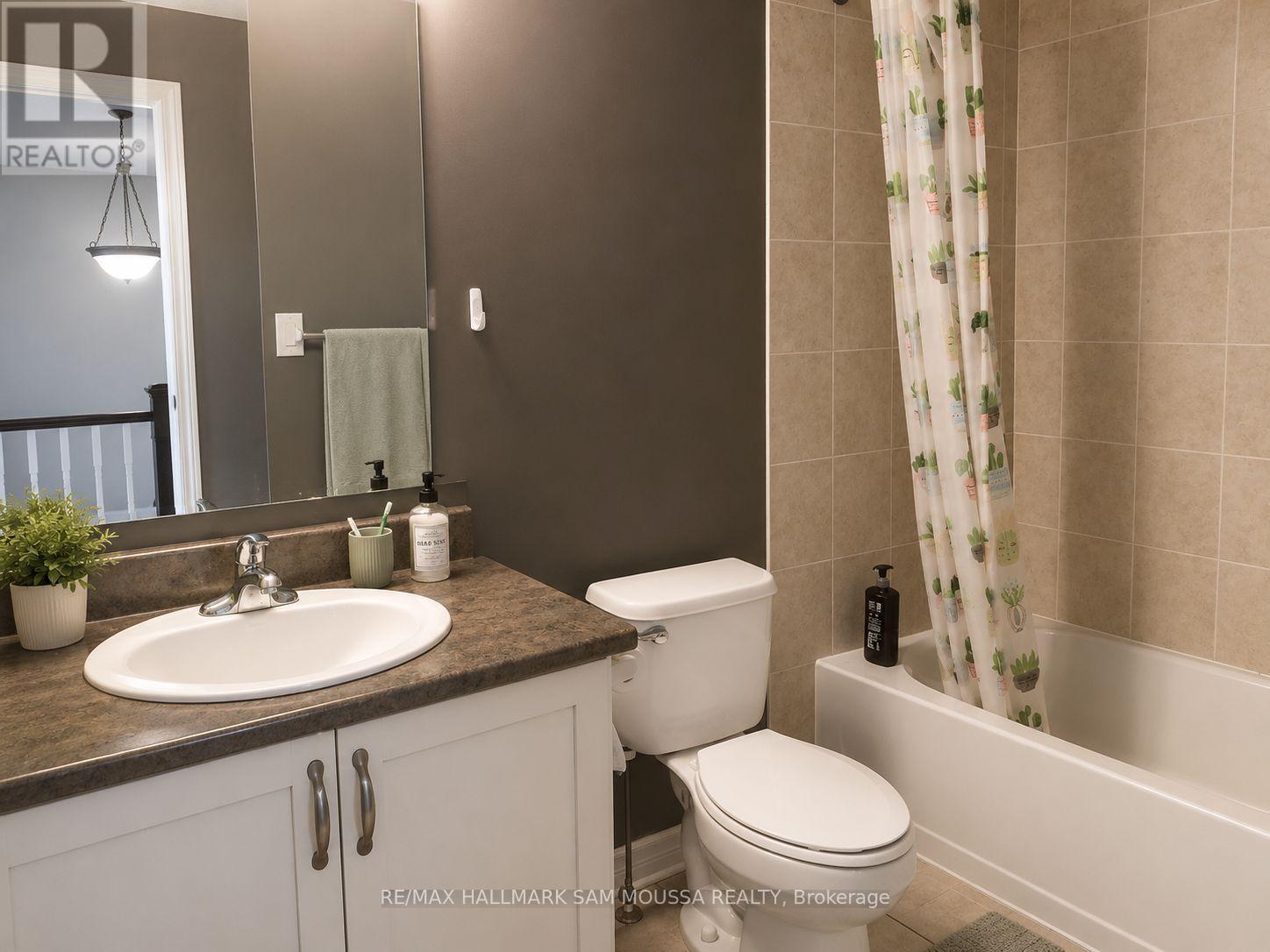 3 Bed, 3 Bath House for Rent in Ottawa – 202 BADGELEY AVENUE, Ottawa – MLS# X13449884 - Image 12
