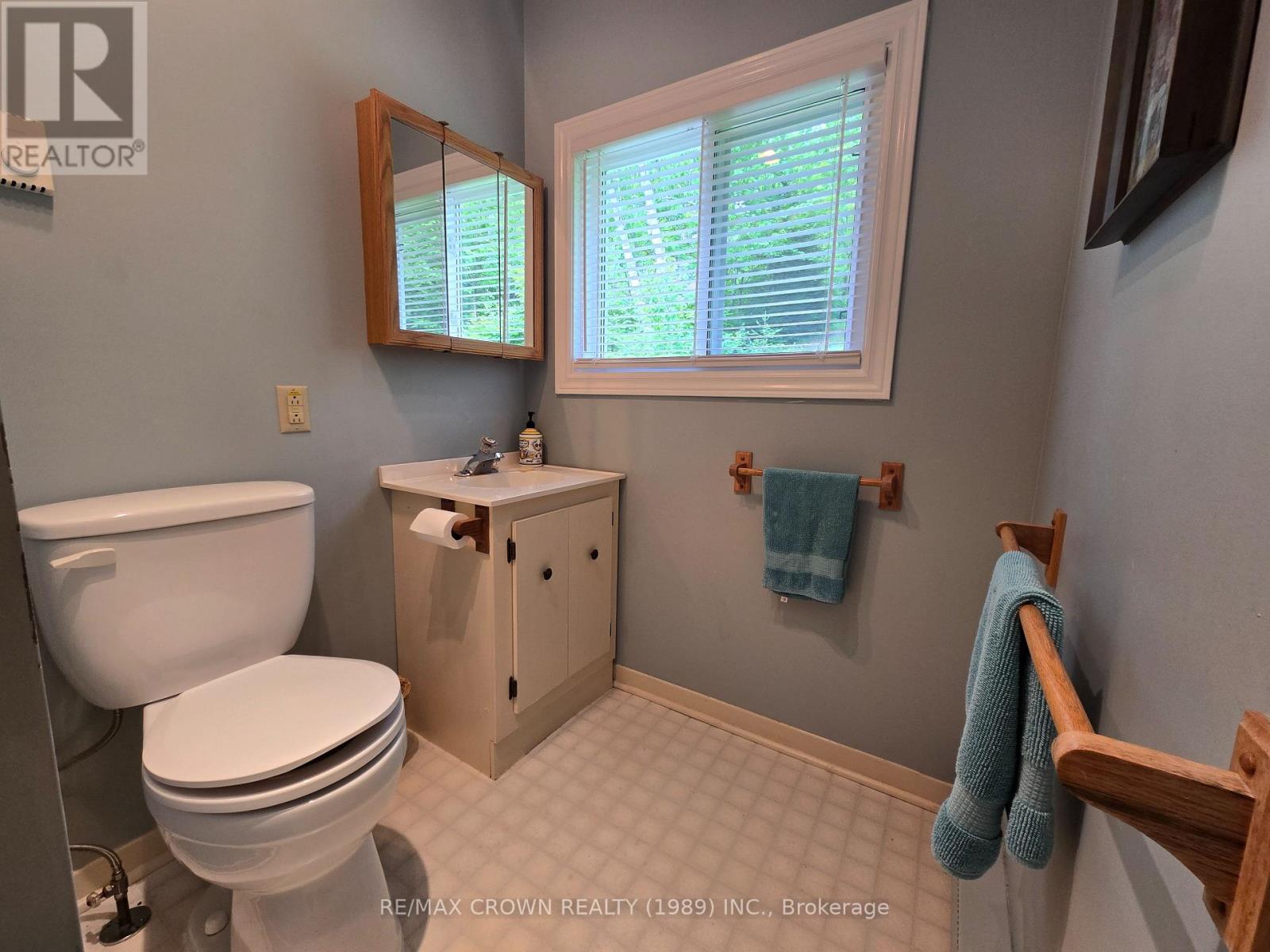 127 WHITE PINE ROAD - 12