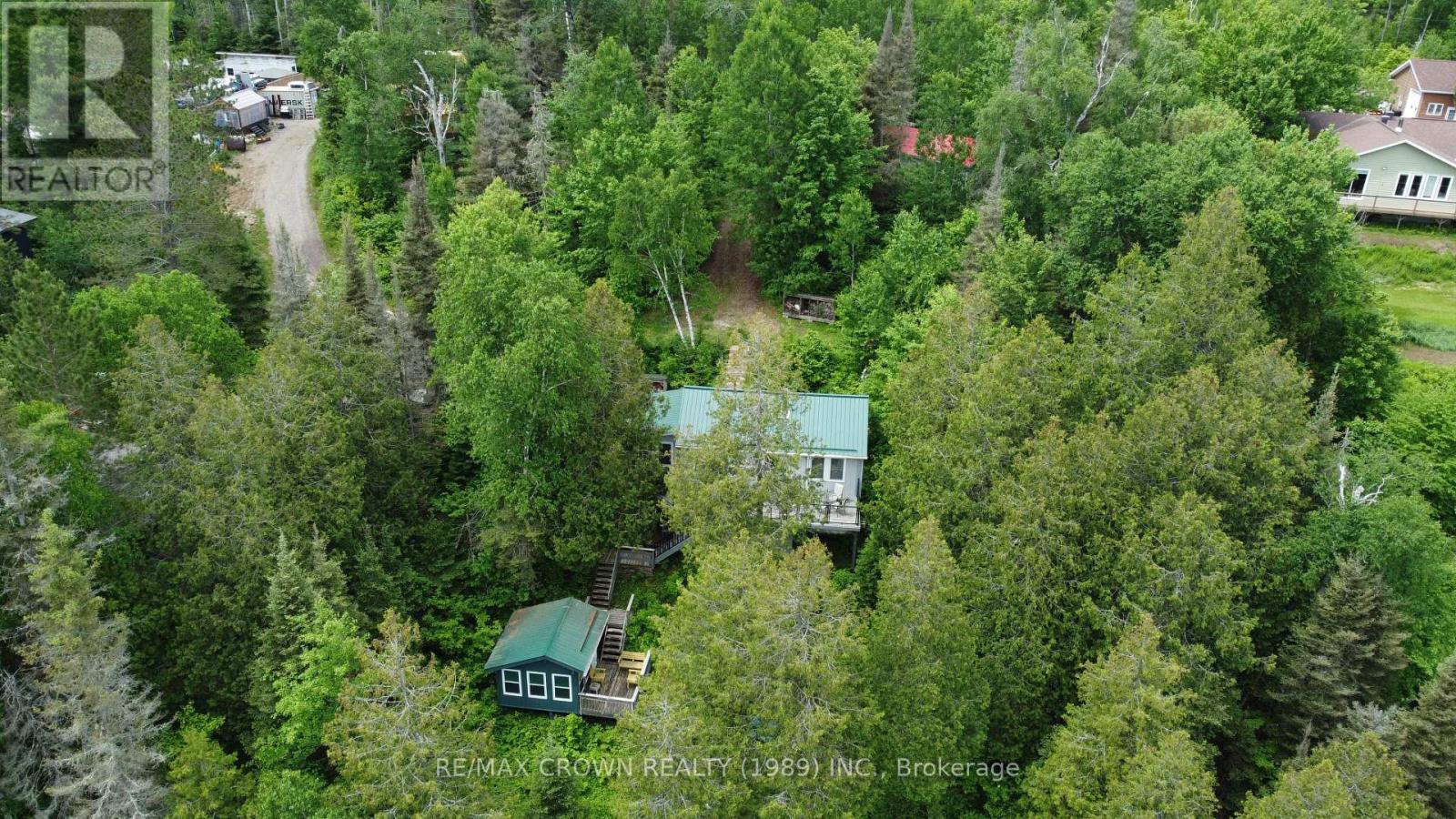 127 WHITE PINE ROAD - 25