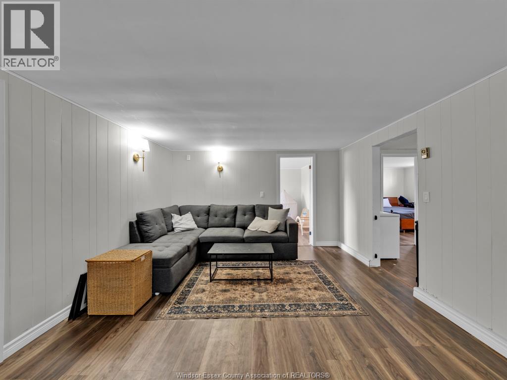 2459 FRANCOIS ROAD - 16