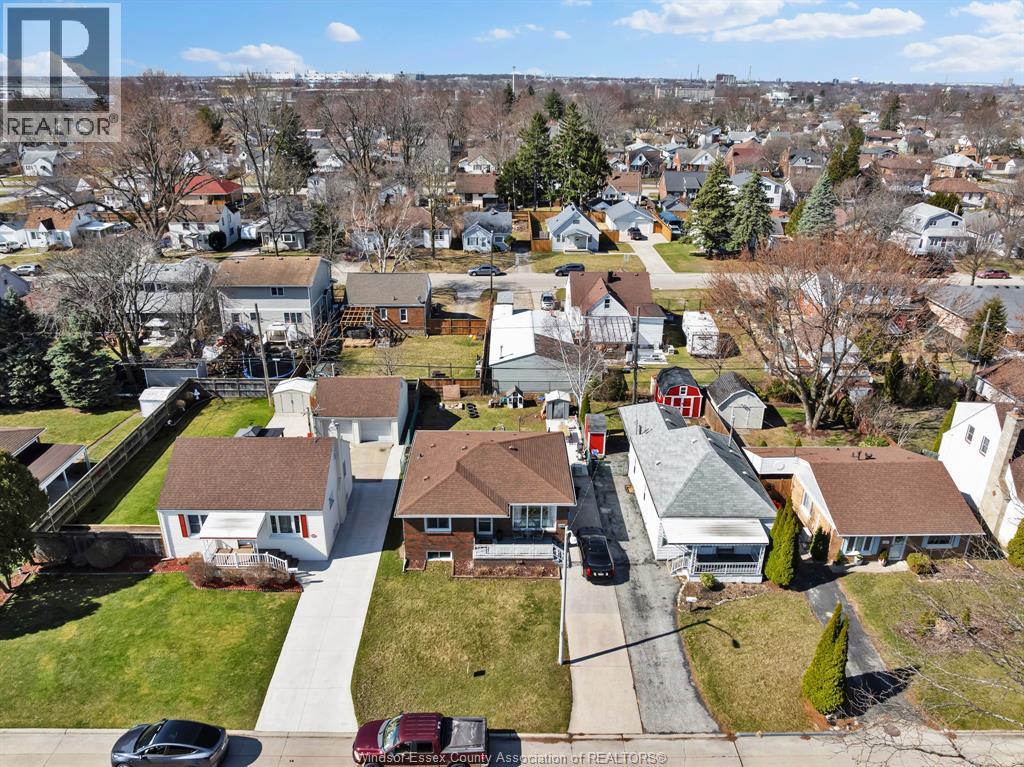 2459 FRANCOIS ROAD - 18