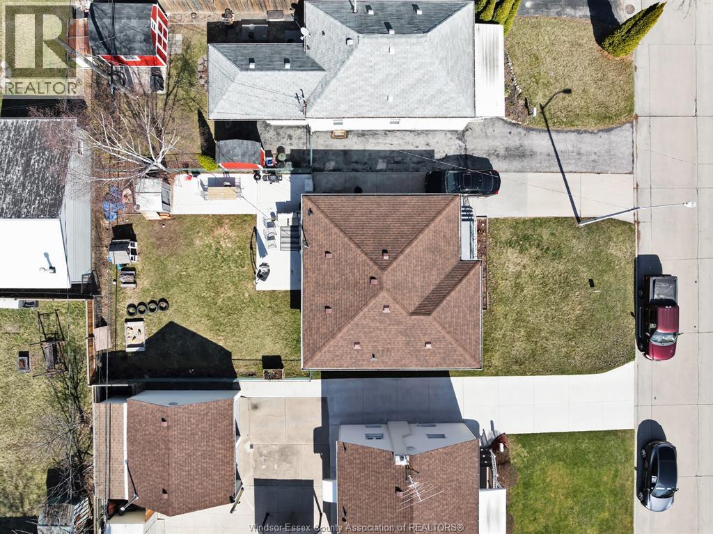 2459 FRANCOIS ROAD - 25