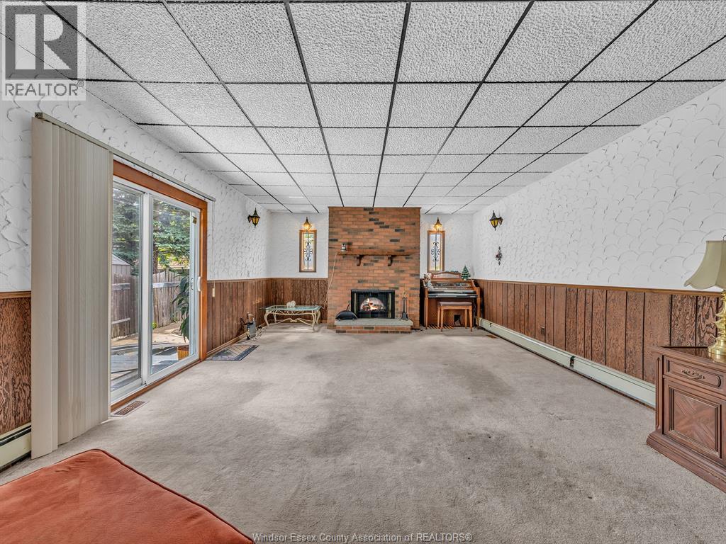1221 ERIE - 10