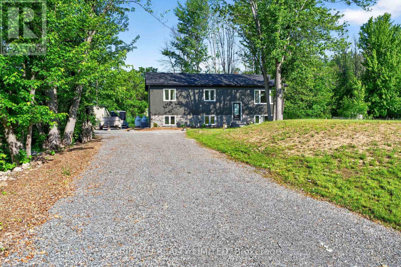 7 BROCK STREET - 2