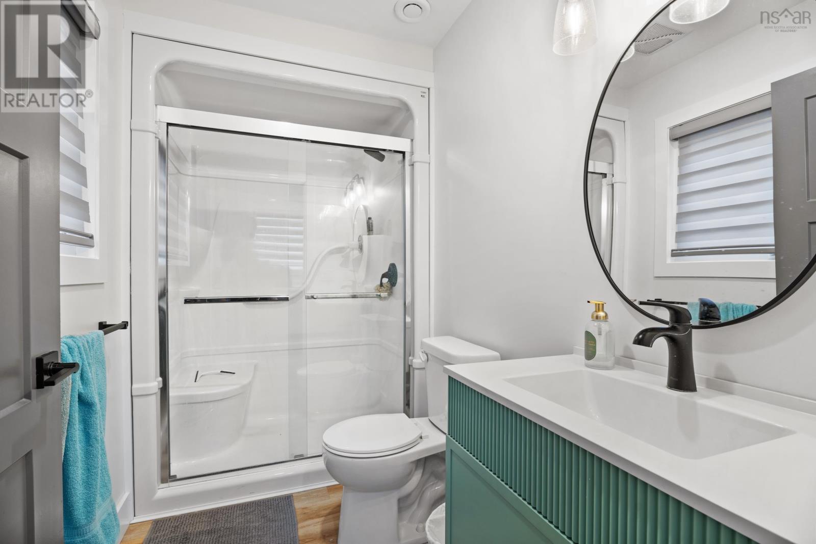 15 Shore Road - 22