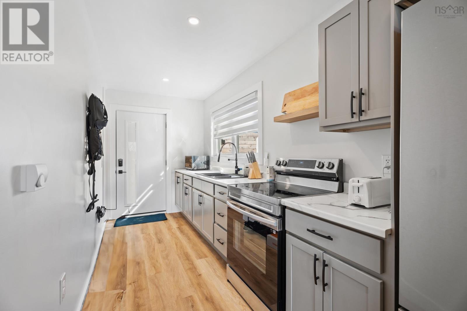 15 Shore Road - 32