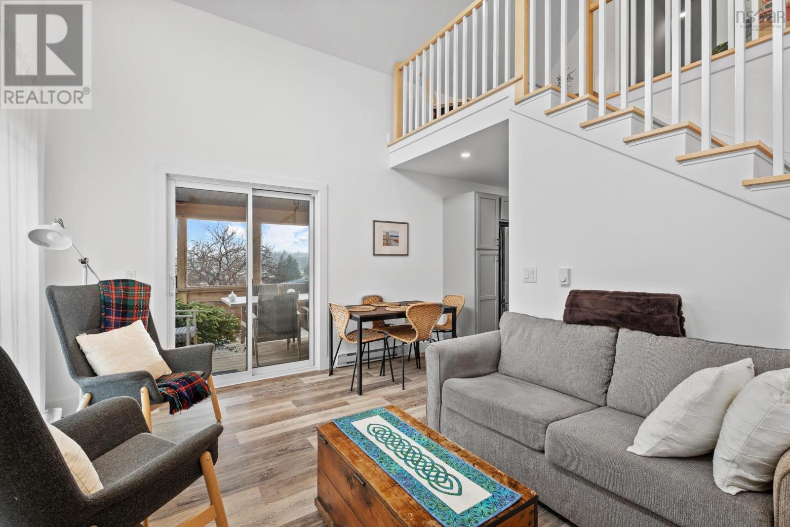 15 Shore Road - 8