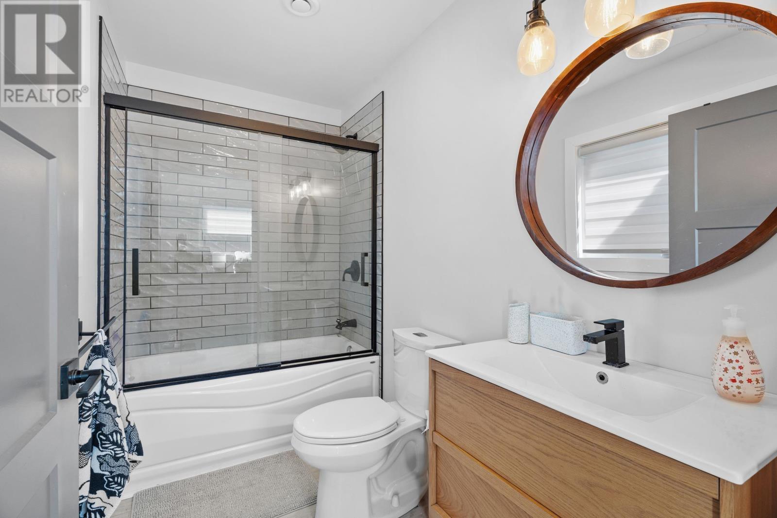 15 Shore Road - 38