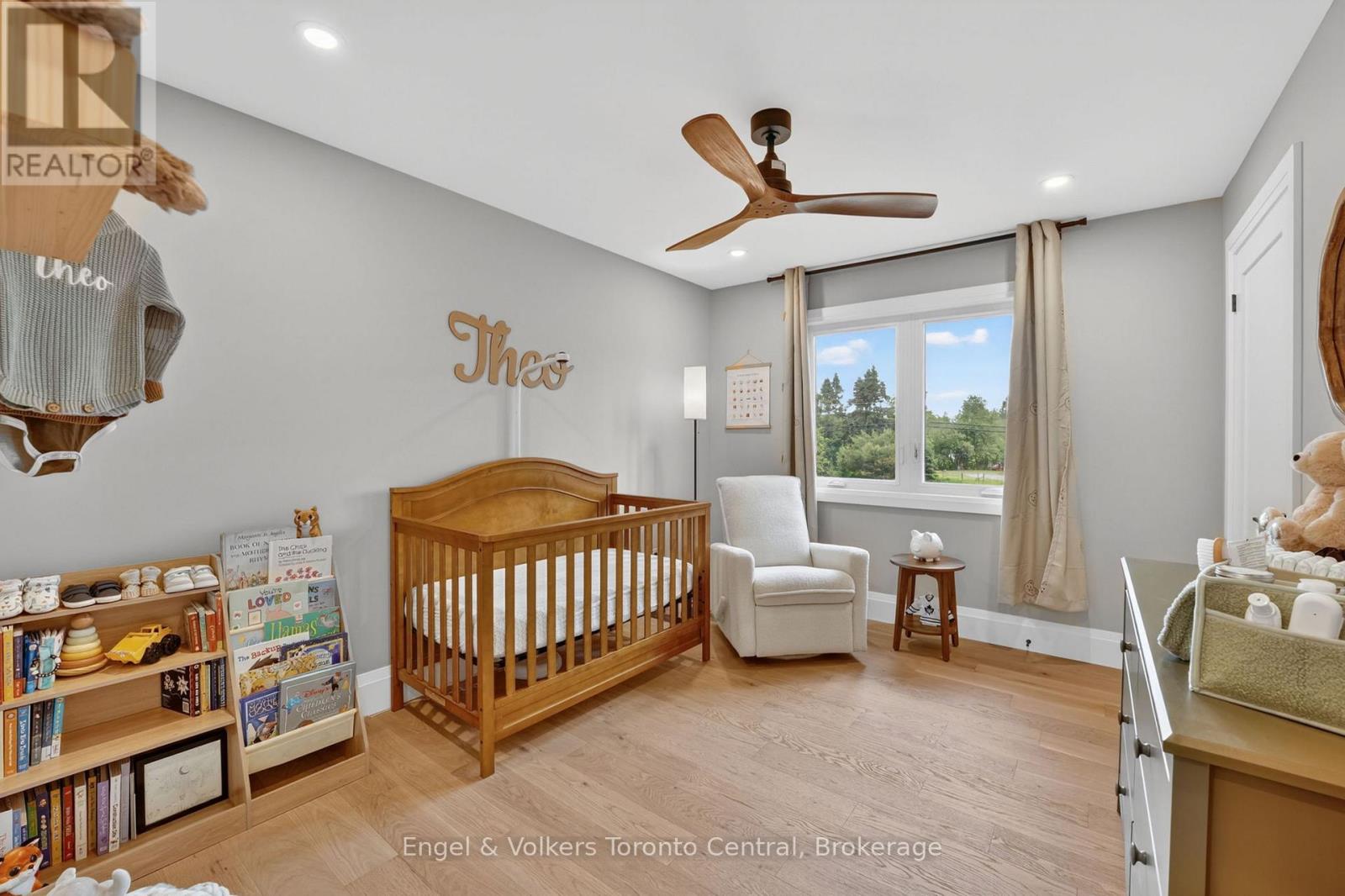 1093 HIGHWAY 141 DRIVE - 21