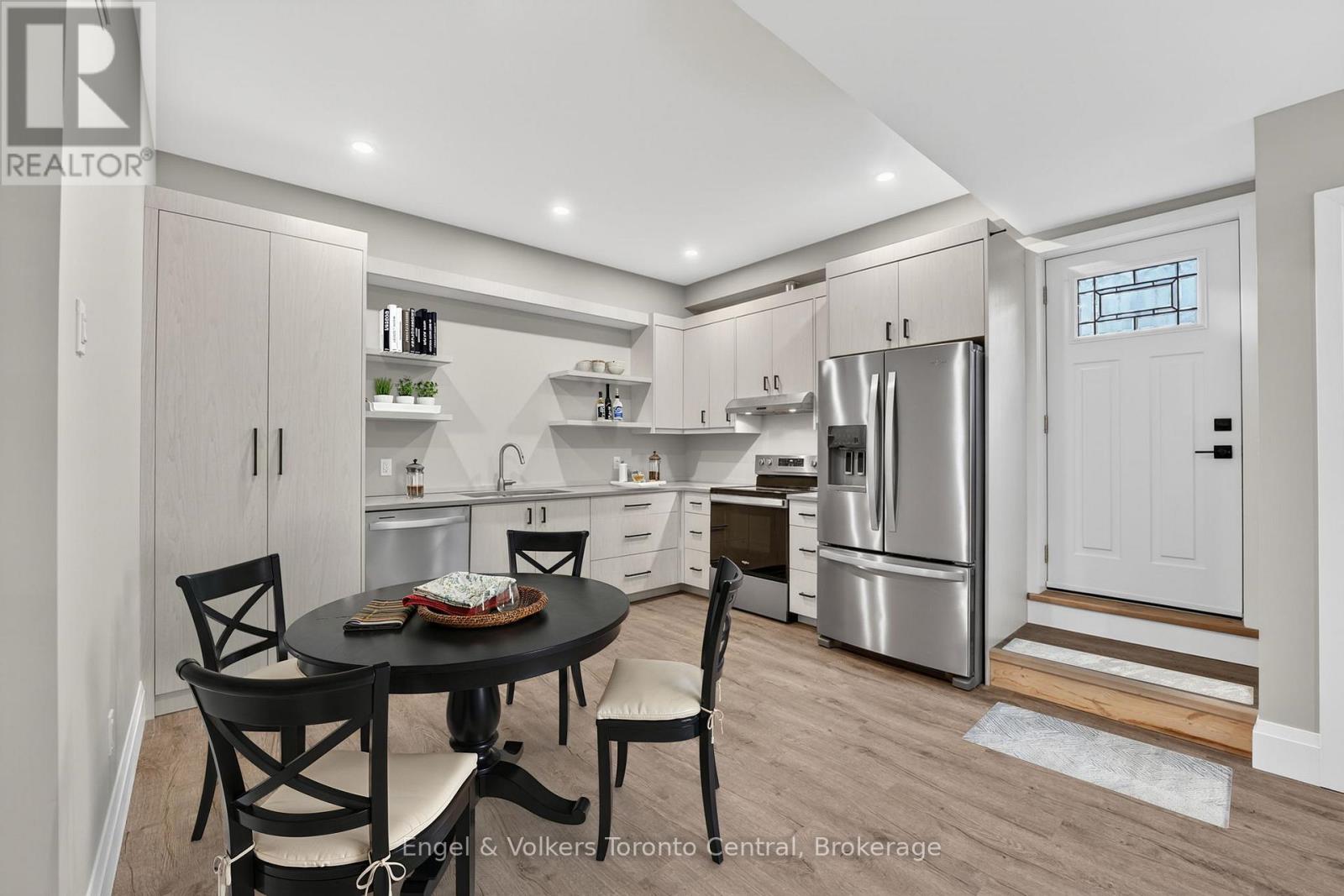 1093 HIGHWAY 141 DRIVE - 36