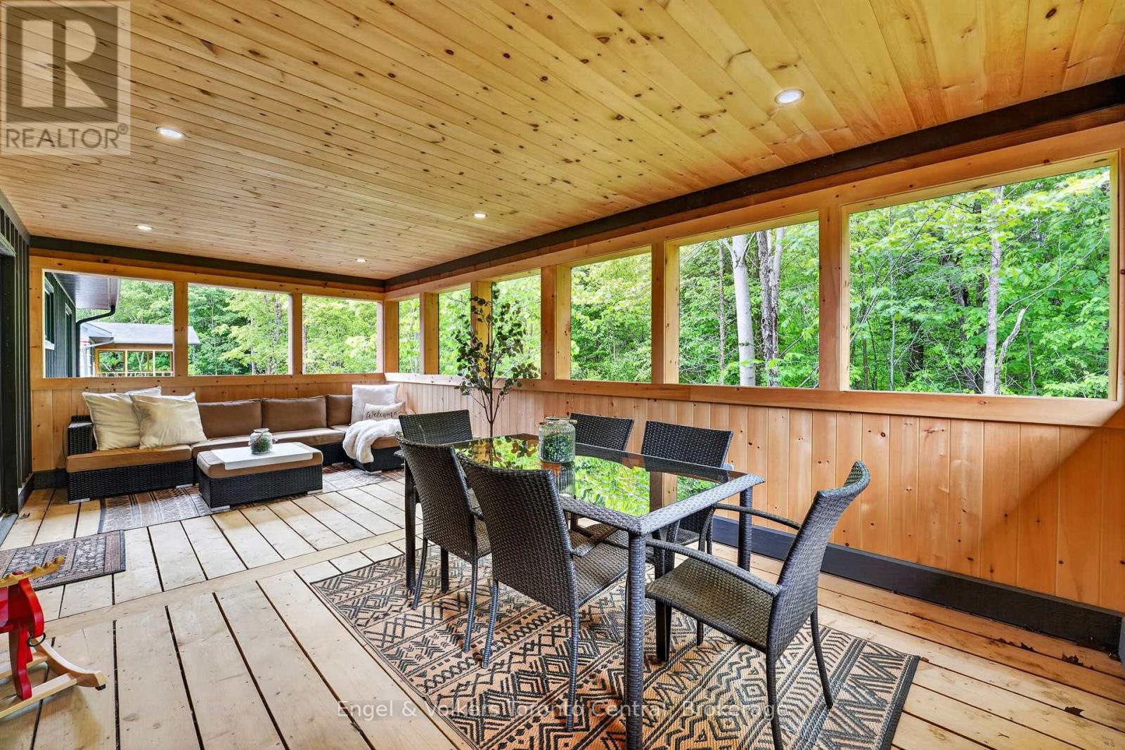 1093 HIGHWAY 141 DRIVE - 4