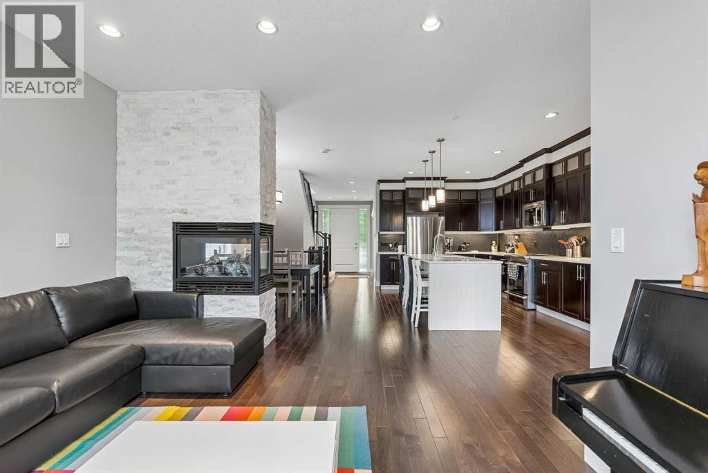 406 25 Avenue NW — photo 18