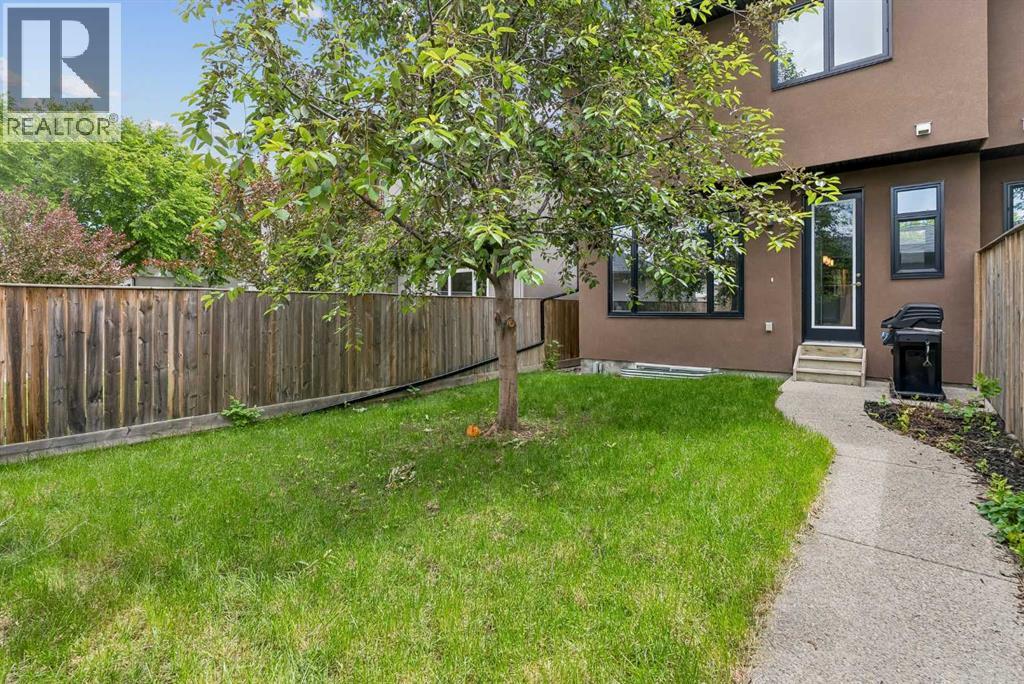 406 25 Avenue NW — photo 40