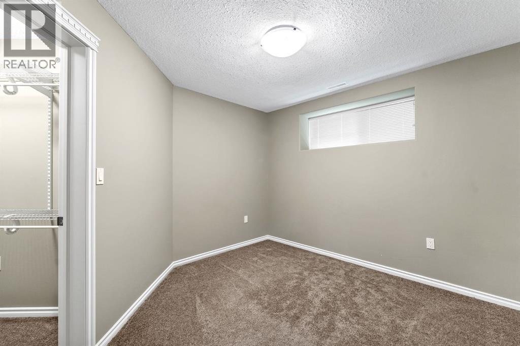 48 Somerside Way SE — photo 36