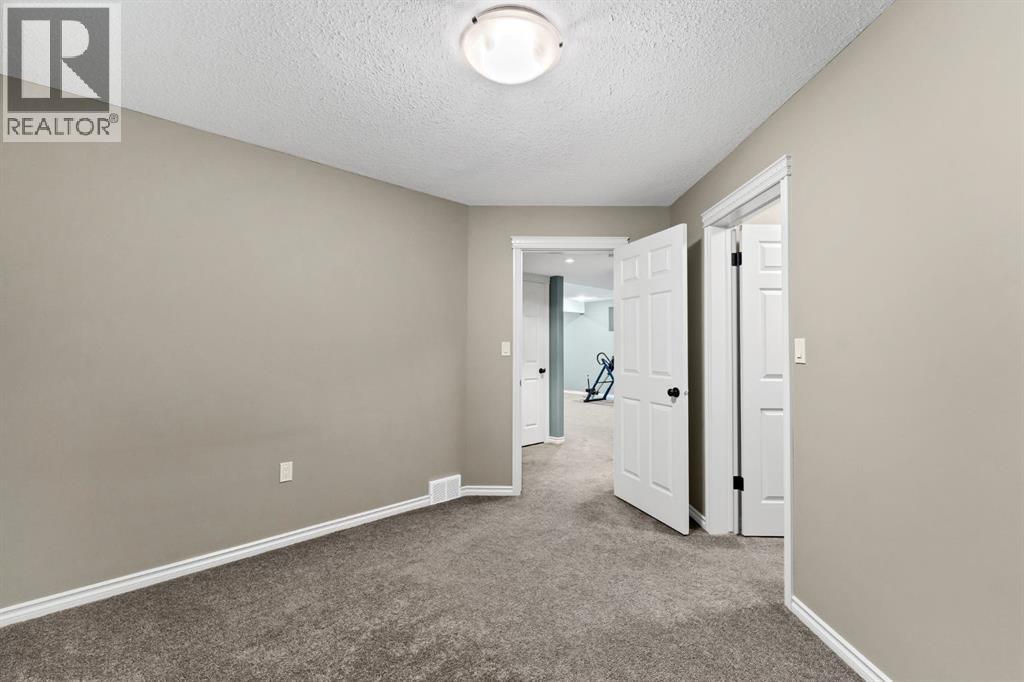 48 Somerside Way SE — photo 37