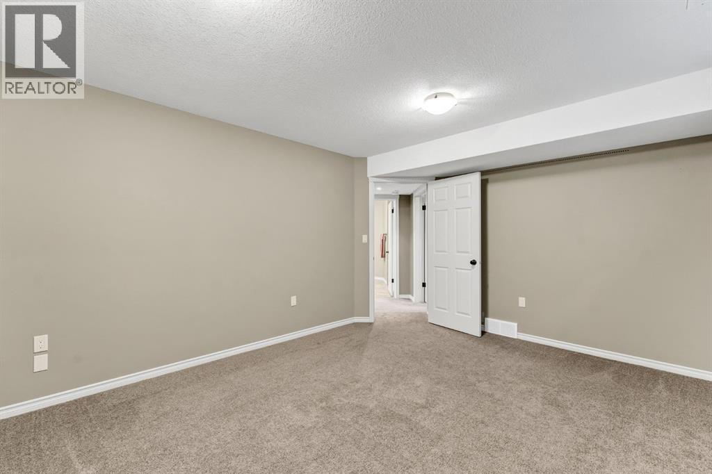 48 Somerside Way SE — photo 40
