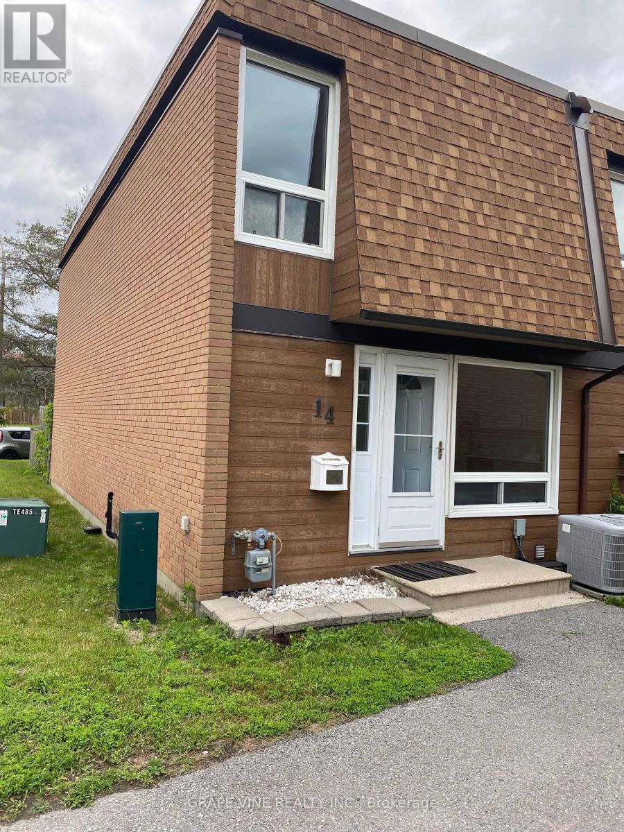 3 Bed, 2 Bath House for Sale in Ottawa – 14 – 3565 DOWNPATRICK ROAD, Ottawa – MLS# X12869202 - Image 1