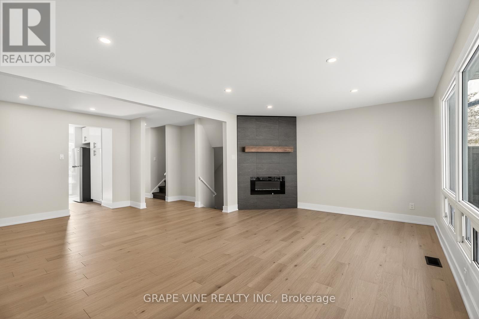 3 Bed, 2 Bath House for Sale in Ottawa – 14 – 3565 DOWNPATRICK ROAD, Ottawa – MLS# X12869202 - Image 11