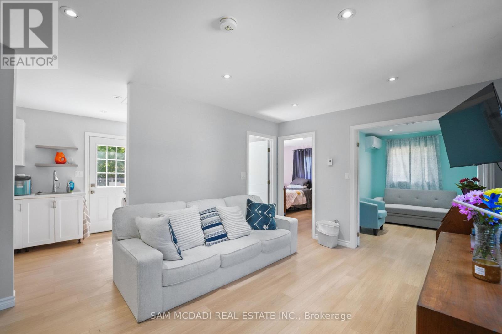 70 BRIAR ROAD - 26