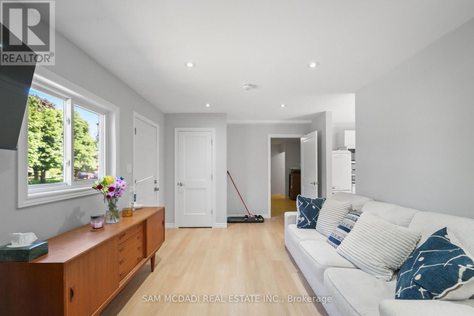 70 BRIAR ROAD - 27