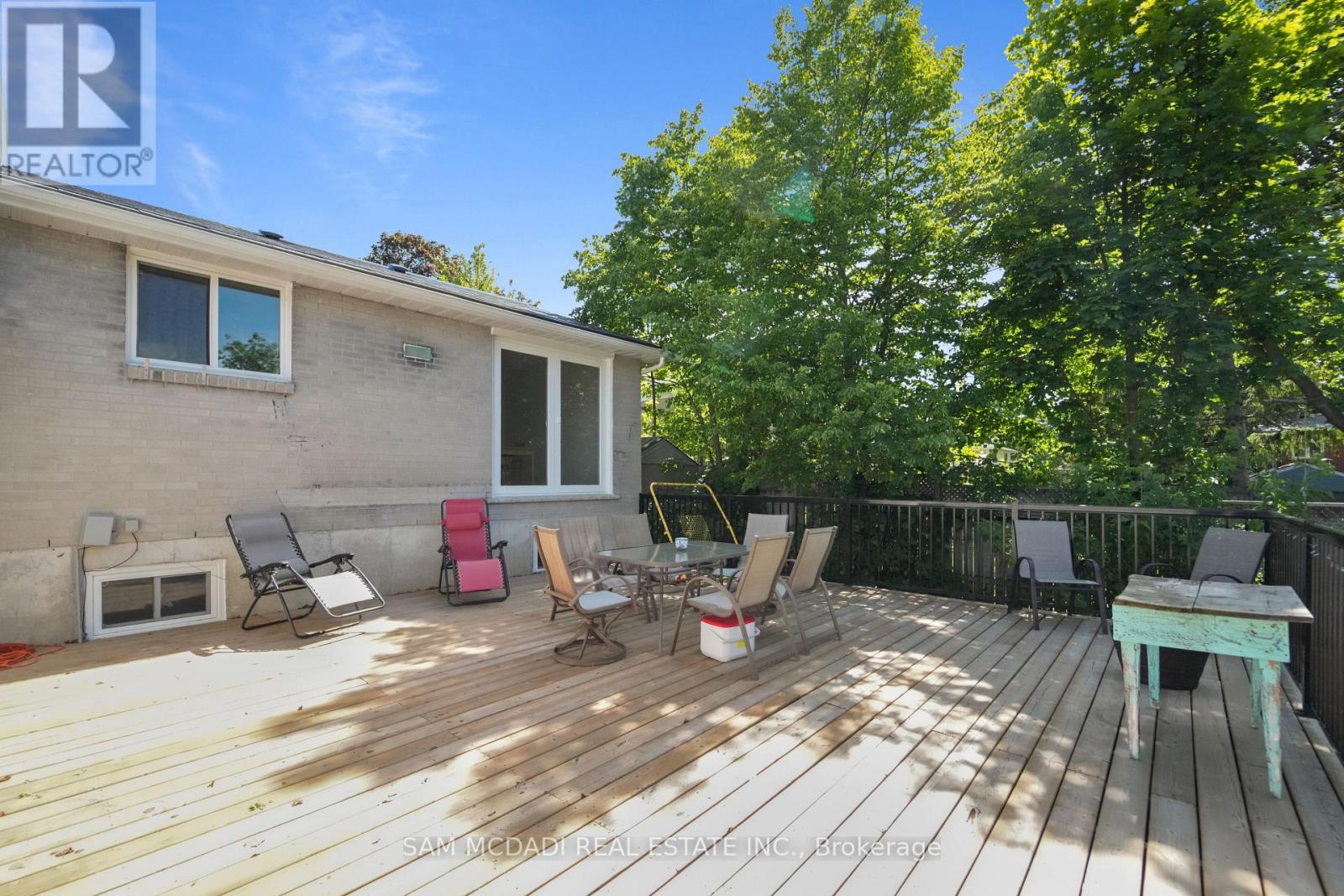 70 BRIAR ROAD - 39