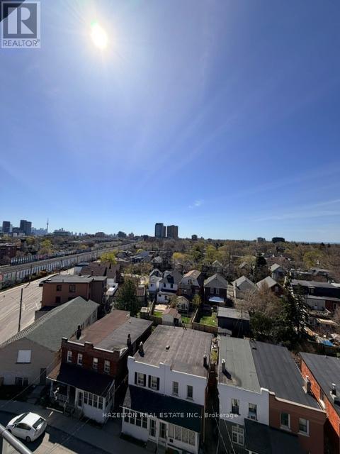 #809 2625 DUNDAS STREET W - 14