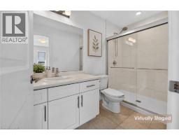 Kitchen - 3963 Crown Street, Beamsville, ON L3J0T1 Photo 10