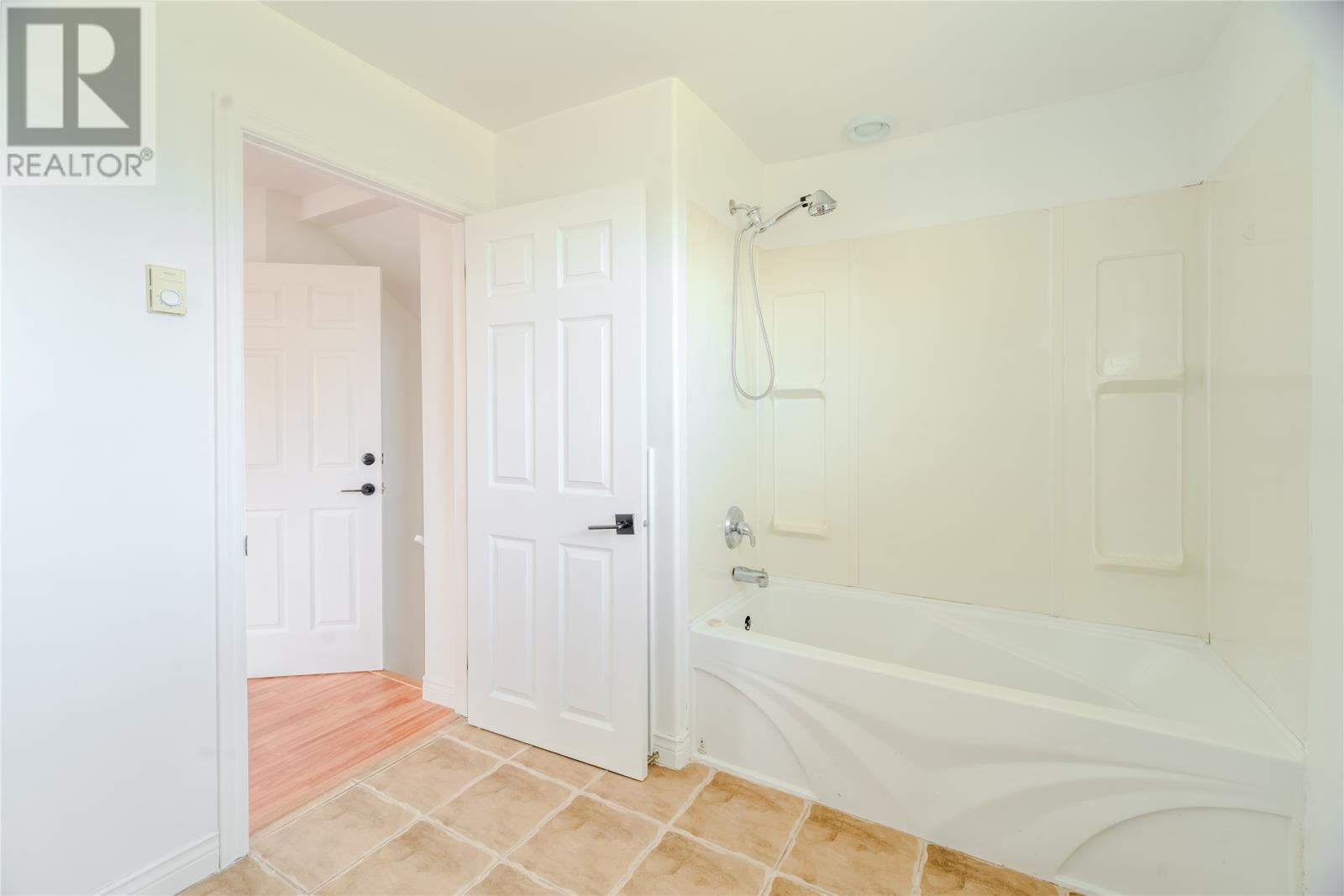 34 Cabot Drive - 29