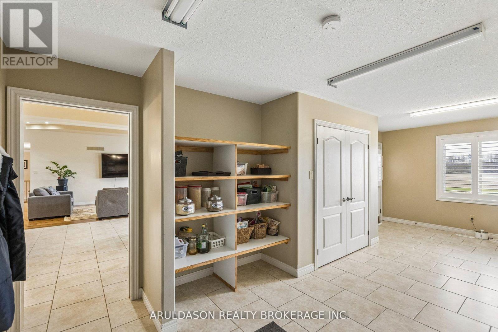 99 BRANT SCHOOL ROAD - 16