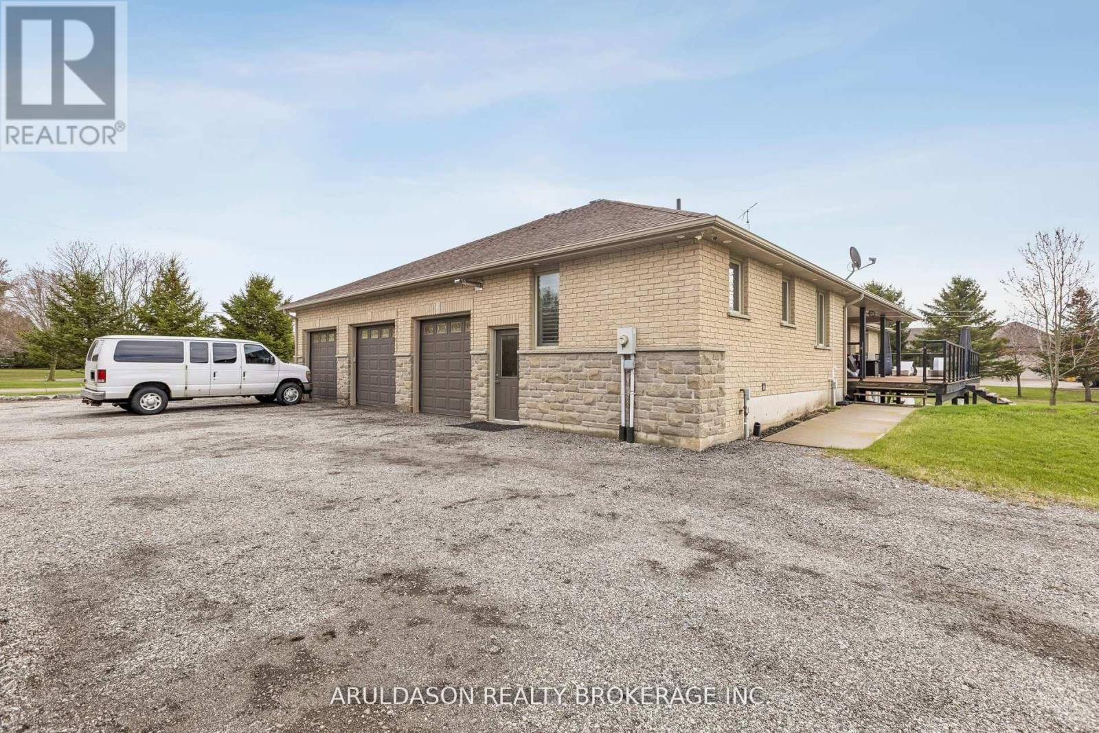 99 BRANT SCHOOL ROAD - 40