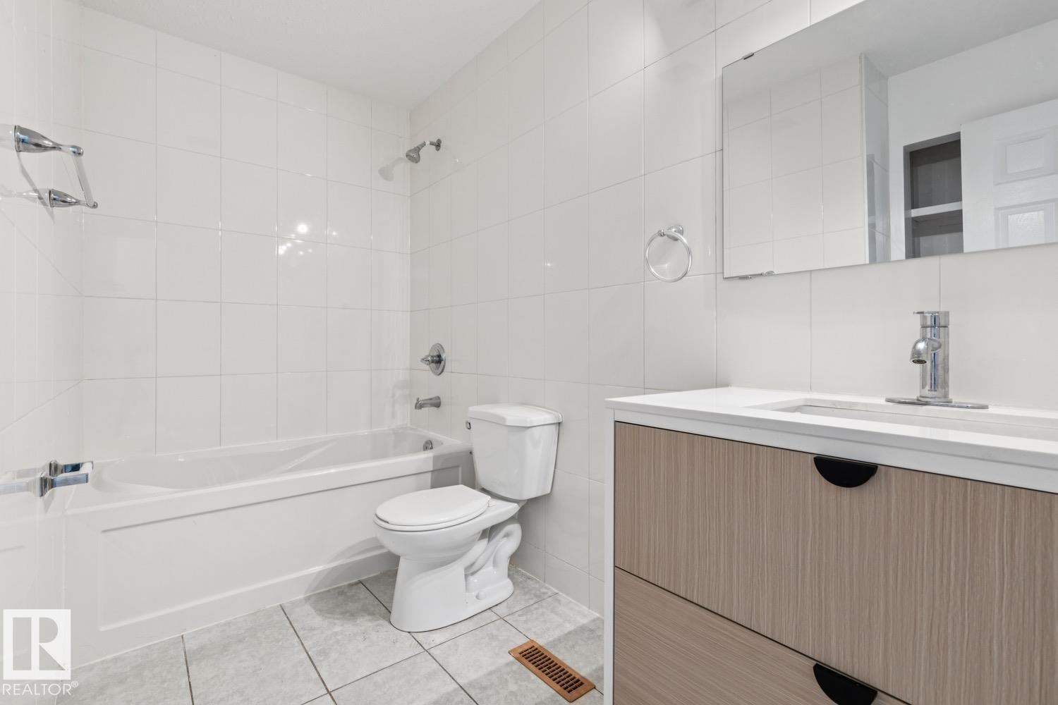 75 MCLEOD PL NW - 22