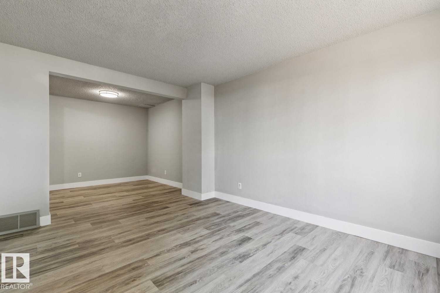 75 MCLEOD PL NW - 9