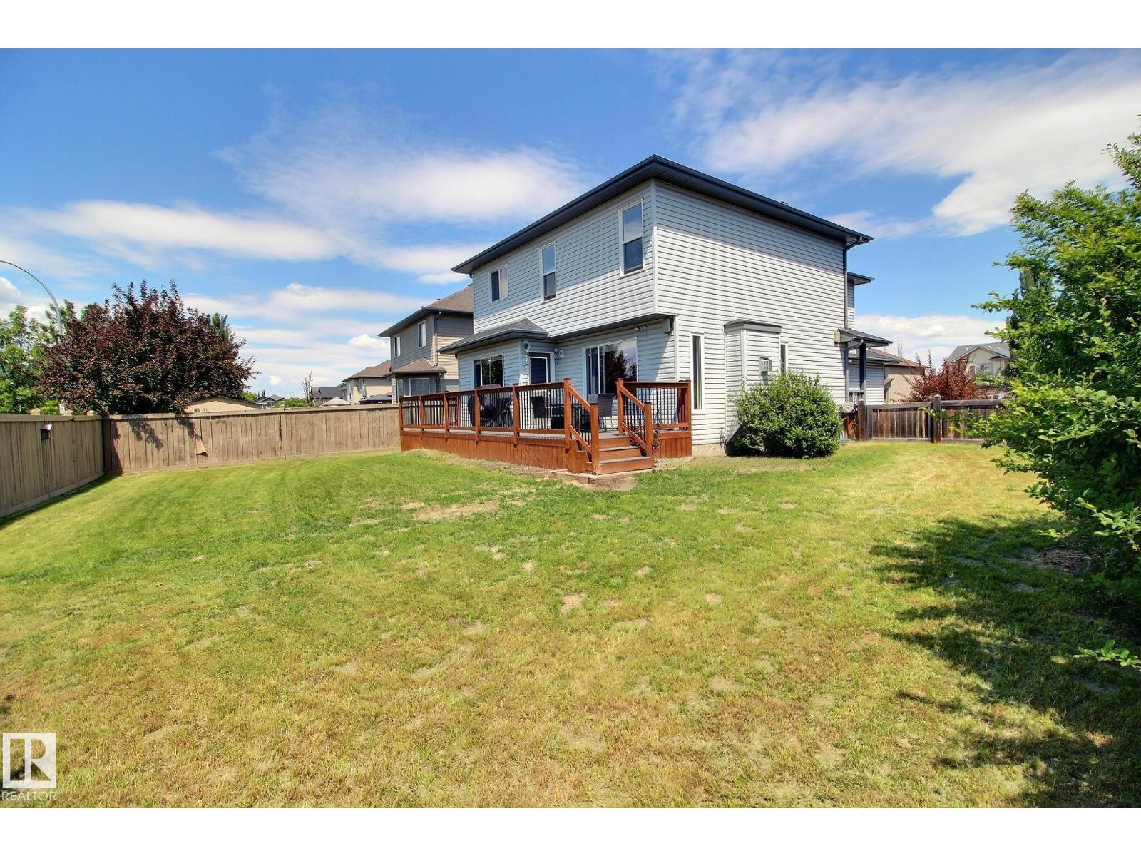 19 Huxley CV - photo 2