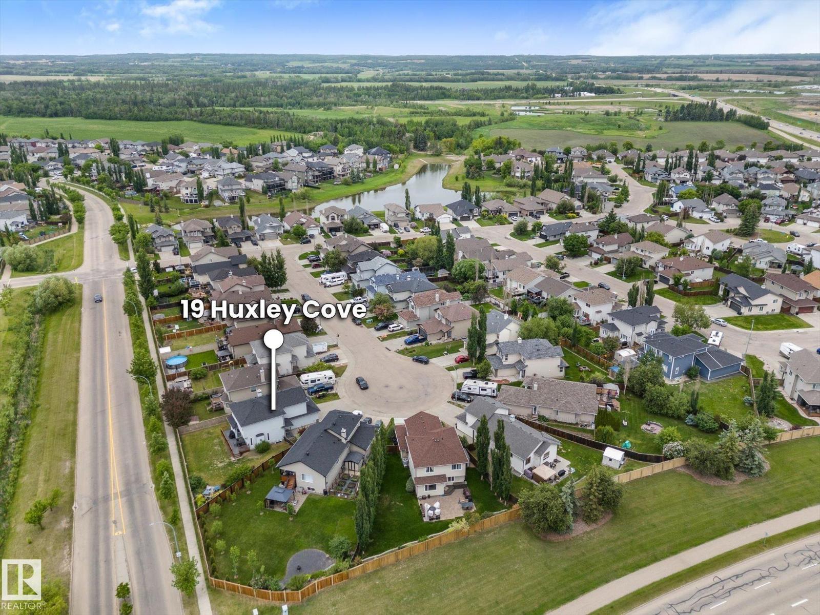 19 Huxley CV — photo 38