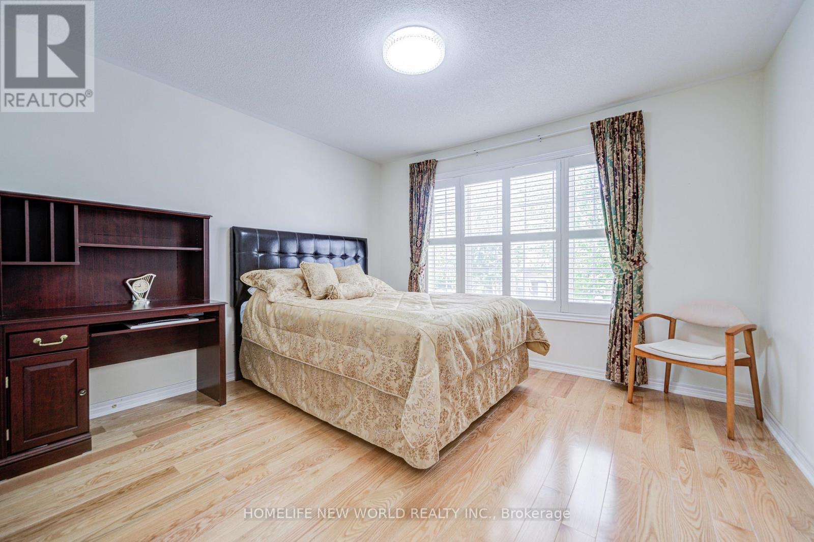 5 BONHEUR ROAD - 40